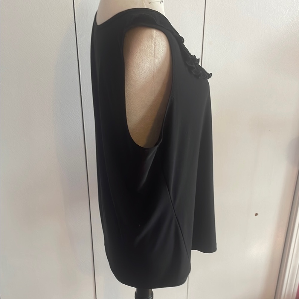 Black Ruffled Women's Top - Picture 4 of 6